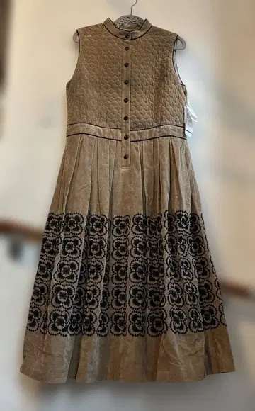 minaperhonen 원피스 40