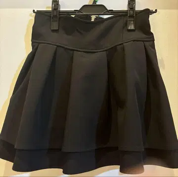 미셸 마카롱 슬림 레그 스커트