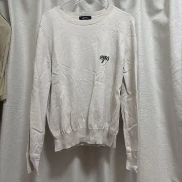 A.P.C. 로고 화이트 아이보리 코튼 니트 M