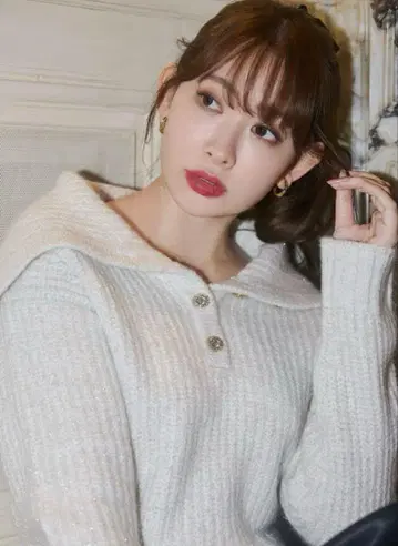 herlipto Twinkle Knit Pullover 에크루