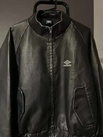 UMBRO SP Templay 블랙 실버 가죽 자켓 M