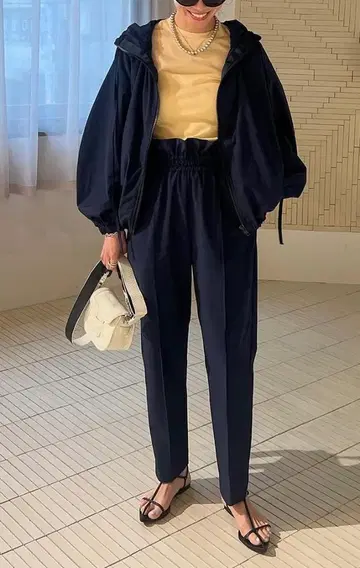 새상품급 인기! bow.a 선 가드 프릴 테이퍼드 팬츠 보우에