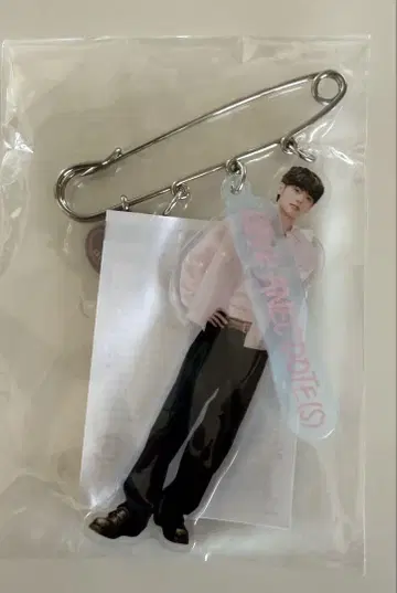 아크릴 참 핑 EVNNE 이종현