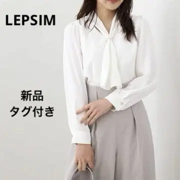 새상품 LEPSIM 렙심 보타이 블라우스 펄 턱 화이트 고급