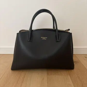 IACUCCI 이악쿠치 토트백 블랙