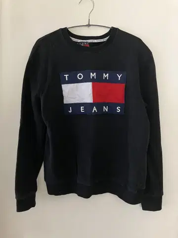 TOMMY JEANS 블랙 맨투맨 M 사이즈