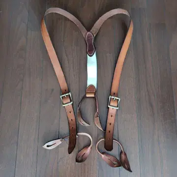 vasco 가죽 서스펜더 카멜 브라운