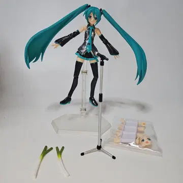 하츠네 미쿠 Figma 피규어 상자 없음