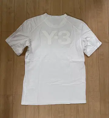 Y-3 화이트 심플 티셔츠 M 사이즈