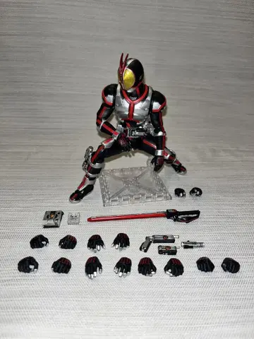 S.H.Figuarts (진골조제법) 가면라이더 파이즈 파이즈 엣지 부속