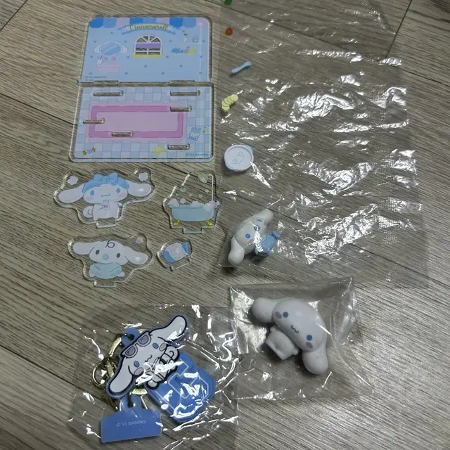 산리오 시나모롤 아크릴스탠드 피규어 키링 가챠