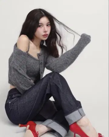 미사용 새상품 Darich 다리치 샤기 니트 앙상블 그레이