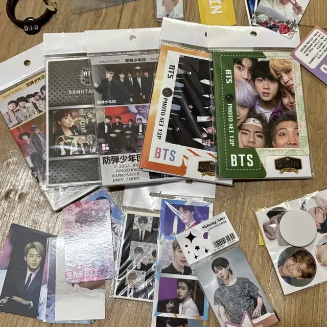 방탄소년단 굿즈