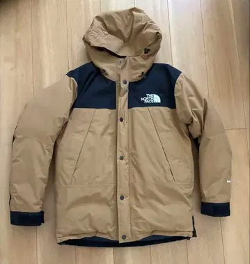 The North Face 후드 부착 다운 자켓