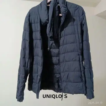네이비 울트라 라이트 다운 자켓 유니클로