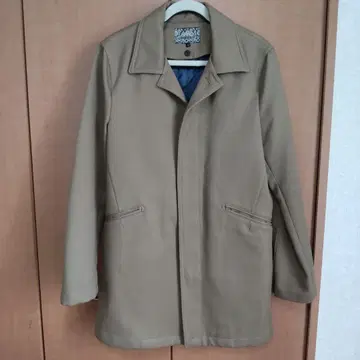 SPAO 베이지 스텐카라 코트