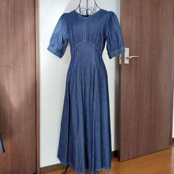 MURUA 데님 A라인 원피스 퍼프 슬리브
