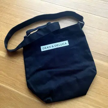 DEAN & DELUCA 블랙 숄더백