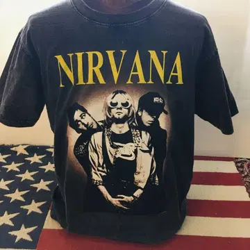 닐바나 Nirvana L 밴딩 티셔츠 락 티셔츠