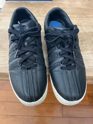 K-SWISS 클래식 스니커즈 (블랙)