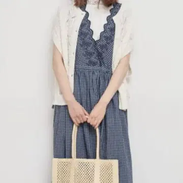 사만사 모스모스 면린넨 스캘럽 슬리브리스 원피스 블루