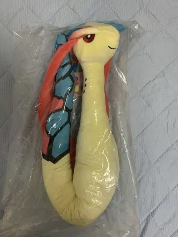 롱 구불구불 봉제 인형 밀로카스 포켓몬 센터
