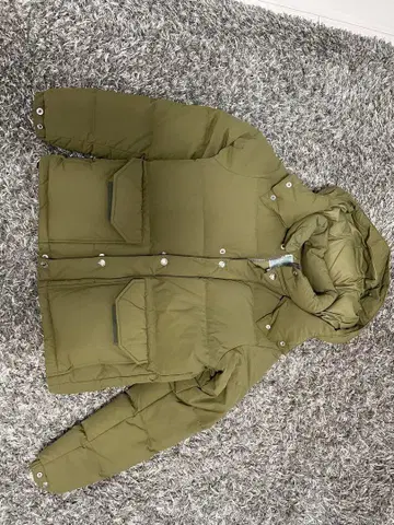 THE NORTH FACE 다운 자켓 M 사이즈 올리브 새상품급