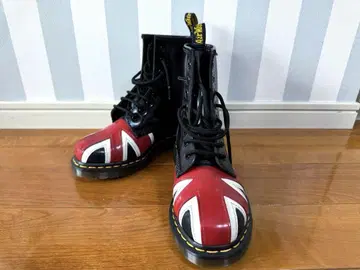 [ 미사용 ] Dr. Martens / 유니언 잭 8홀 23~23.5