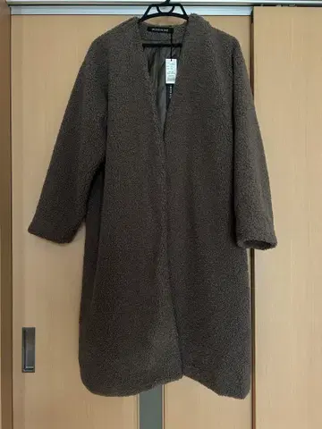 택 포함 미사용 노카라 보아 코트 정가 3만 다크 베이지 그레이지