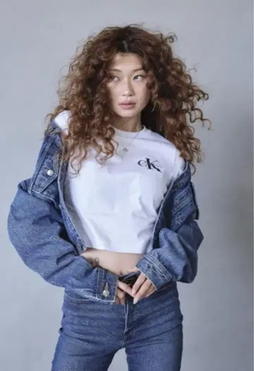Calvin Klein 티셔츠