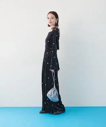 mystic 미스틱 모리카와 기획 플라워 벨로아 원피스 블랙 S