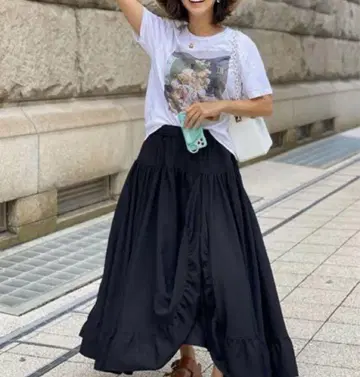 로지몬스터 프릴 드레이프 스커트