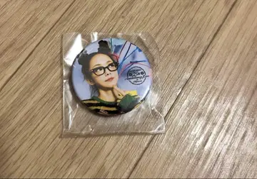 아무로 나미에 25주년 오키나와 가챠 캔 배지