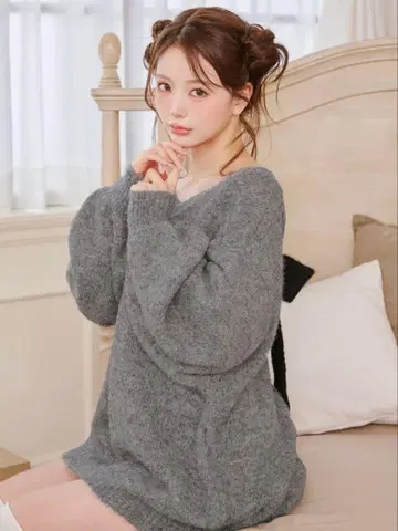 빅 리본 백 오픈 니트탑 GRY