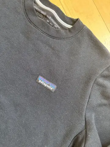 Patagonia 블랙 맨투맨 트레이닝복 XS