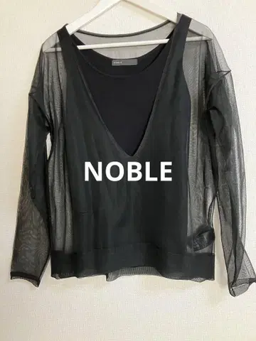 주말 가격 NOBLE 시어 그라데이션 니트 앙상블 블랙