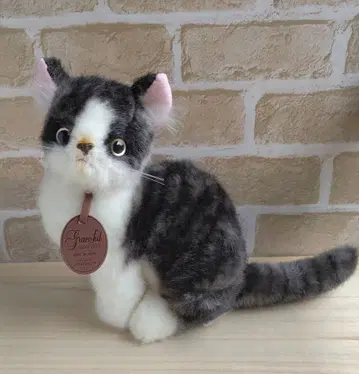 그레이스풀 고양이 일본제 고양이 봉제 인형 산에이 하치와레 앉은