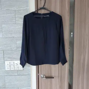 띠어리 럭스 네이비 긴팔 셔츠