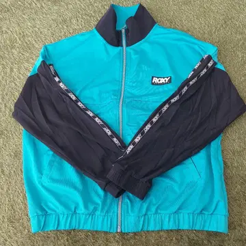 ROXY 저지 M