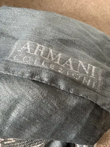ARMANI COLLECTION 블루 그레이 스톨