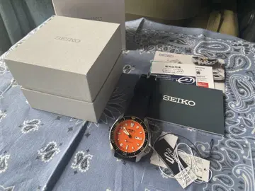 SEIKO 5 SBSA309 'Orange'