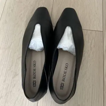 RODE SKO 블랙 펌프스 36 사이즈