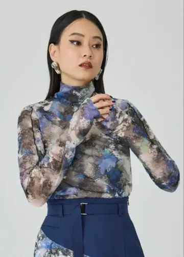 유나이티드 도쿄 미네랄 아트 시어 티셔츠
