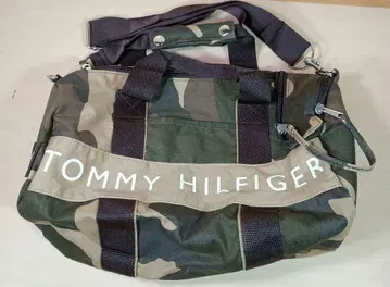 TOMMY HILFIGER 타미힐피거 카모플라쥬 보스턴 백