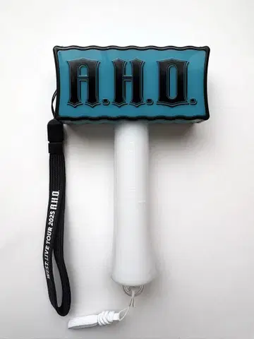 WEST. A.H.O. 응원봉