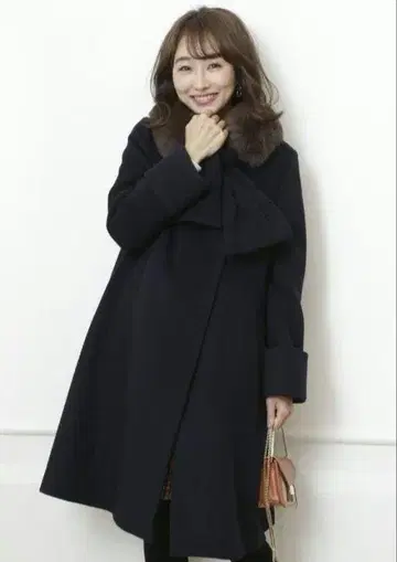 아푸와이저 리셰 스톨 포함 코트