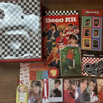TXT DecoKit 2022 랜덤 트레이딩 카드 포함 범규
