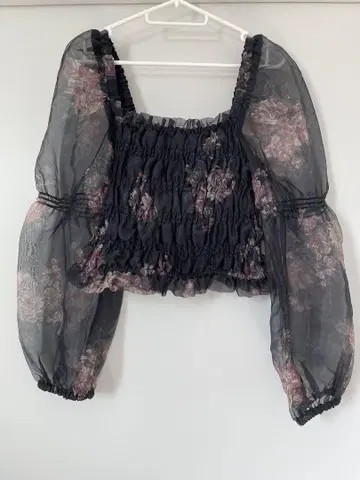 [ moussy ] 상의