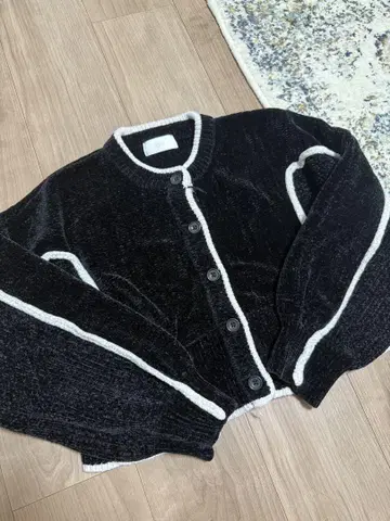 HARE 가디건