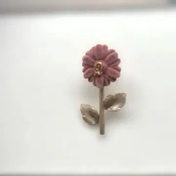 꽃 모양 귀걸이 (한쪽용) 핑크